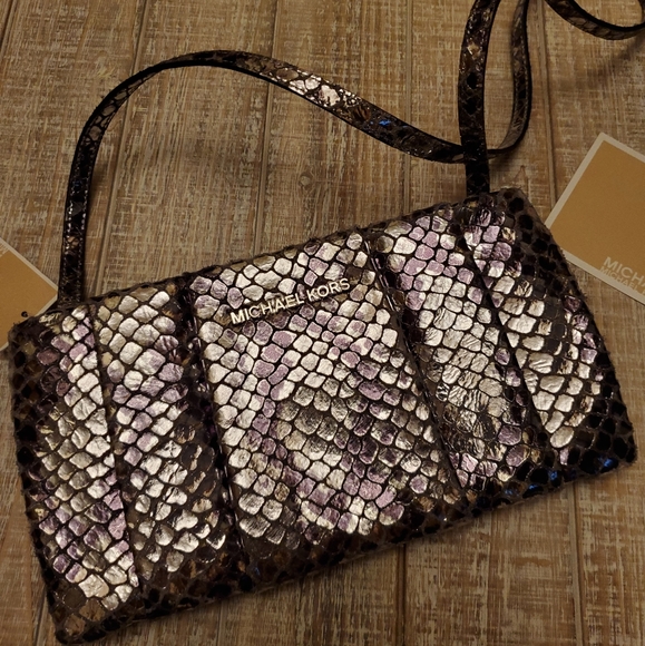 Michael Kors Daria Silver Embossed Leather Clutch - Picture 2 of 12